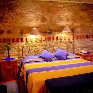 Habitación con Cama Queen